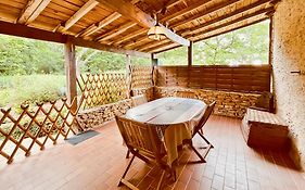 Maison chaleureuse au coeur de la nature Montignac Lascaux Dordogne 4 pers